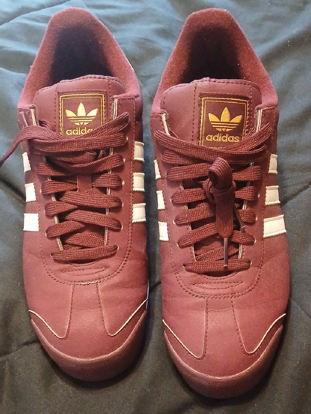 adidas Men’s Maroon Sneakers with White Stripes